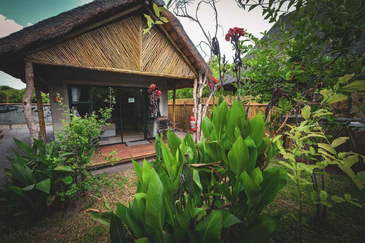 African Excursions Guest House Khwai Extérieur photo