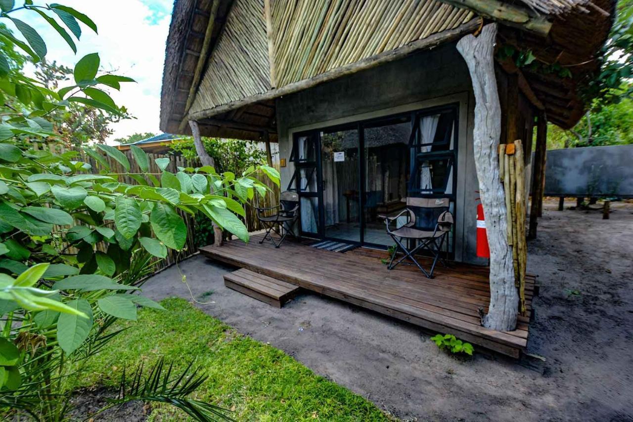African Excursions Guest House Khwai Extérieur photo