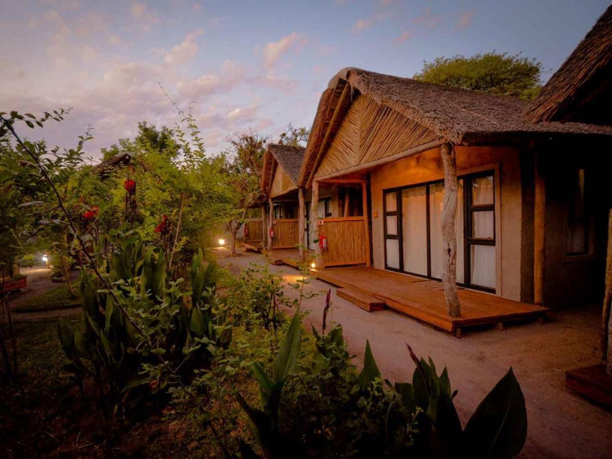 African Excursions Guest House Khwai Extérieur photo